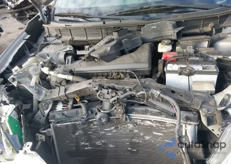 2015 Nissan Rogue Sv z USA, uszkodzony, nr VIN 5N1AT2ML5FC752114